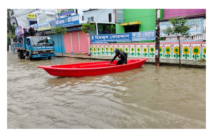 সিলেট নগরের ২৮ টি ওয়ার্ড প্লাবিত, পানিবন্দি লাখো মানুষ