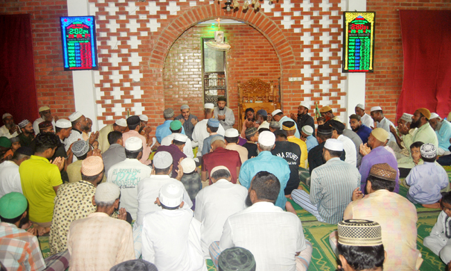 খালেদা জিয়ার সুস্থতা কামনায়-নগরীর ৮নং ওয়ার্ড বিএনপির উদ্যাগে দোয়া মাহফিল