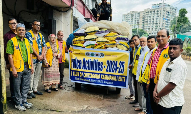 বন্যাদুর্গত মানুষের পাশে লায়ন্স ক্লাব অব চিটাগাং কর্ণফুলি এলিট