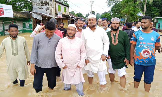 মৌলভীবাজার ও রাজনগরে বন্যার্তদের পাশে সিলেট মহানগর আমীর