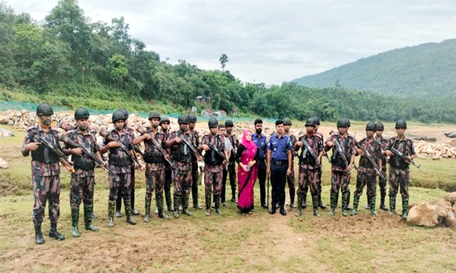 সিলেটে টাস্কফোর্সের অভিযানে ৭০ হাজার ঘনফুট পাথর জব্দ