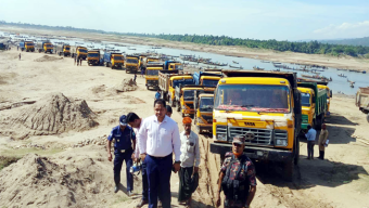 সিলেট জাফলংয়ে টাস্কফোর্সের অভিযান, ১০ লাখ ঘনফুট বালু জব্দ