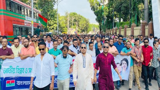 জাতীয় বিপ্লব ও সংহতি দিবসে সিলেটে জেলা ও মহানগর যুবদলের র‌্যালি