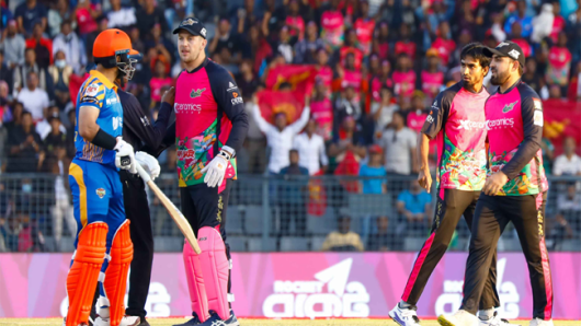 খুলনাকে হারিয়ে টানা দ্বিতীয় জয় সিলেটের
