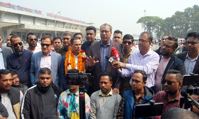 রাষ্ট্র পরিচালনায় নির্বাচিত সরকারের বিকল্প নেই : মিজান চৌধুরী