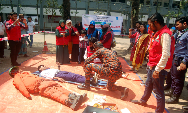 জাতীয় দুর্যোগ প্রস্তুতি দিবস-২০২৫’ উপলক্ষে সিলেট জেলা প্রশাসনের উদ্যোগে আলোচনা সভা ও মহড়া অনুষ্ঠিত