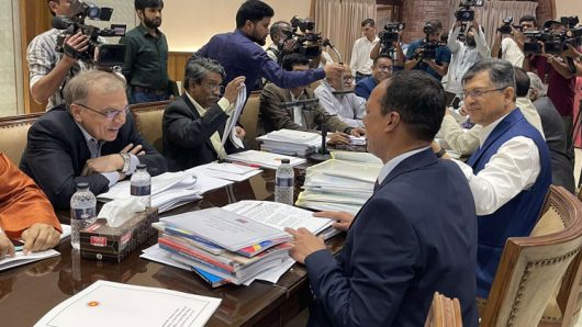 প্রধান উপদেষ্টার দিকনির্দেশনা মেনেই বৈঠক করা হচ্ছে: আলী রীয়াজ