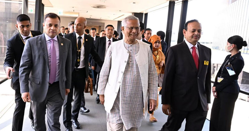 চার দিনের সফরে জাপান পৌঁছেছেন প্রধান উপদেষ্টা