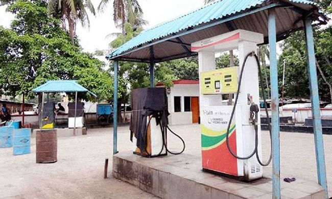 পেট্রোল পাম্পে ধর্মঘট, বৈঠকে বিপিসি