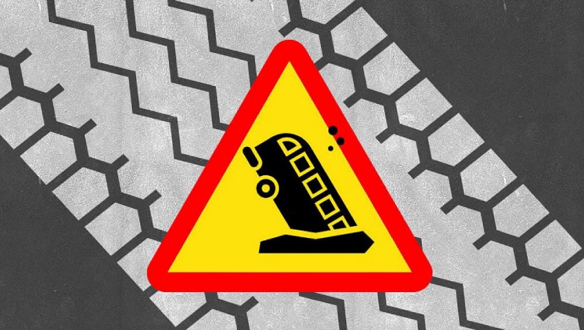 উত্তরায় ট্রাকচাপায় একই পরিবারের ৩ জন নিহত