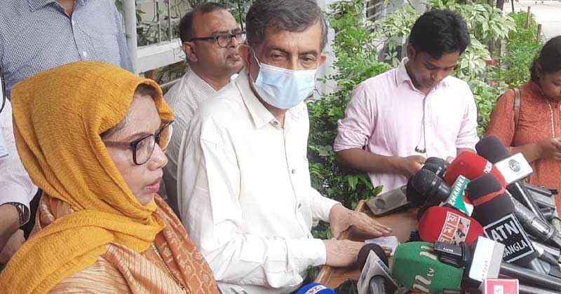 সুষ্ঠুভাবে অনুষ্ঠিত হচ্ছে এইচএসসি পরীক্ষা: শিক্ষা উপদেষ্টা