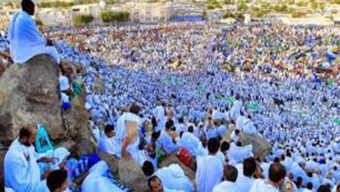 ‘লাব্বাইক আল্লাহুম্মা লাব্বাইক’ ধ্বনিতে মুখর মিনা