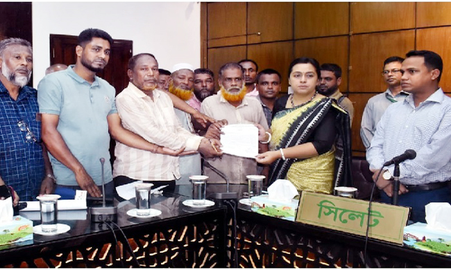 কী আছে চয় দফা দাবীতে ব্যাটারিচালিত রিকশা চালকদের স্মাকলিপি