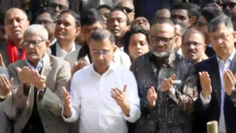 হাদির কবর জিয়ারত করলেন তারেক রহমান