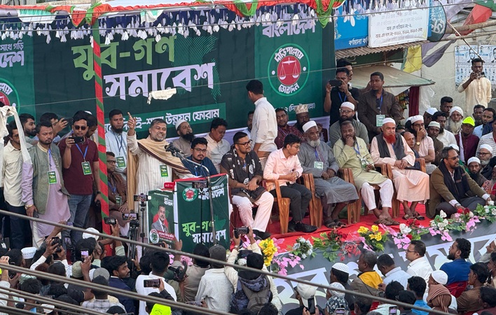 প্রতিহিংসা নয়, উন্নয়নই হবে মূল অগ্রাধিকার: শিশির মনির
