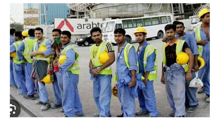 রাশিয়া থেকে ৩৫ বাংলাদেশি কর্মী দেশে ফিরছেন, চাকরিচ্যুতির অভিযোগ