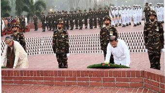 স্বাধীনতা দিবসে স্মৃতিসৌধে রাষ্ট্রপতি-প্রধানমন্ত্রীর শ্রদ্ধা
