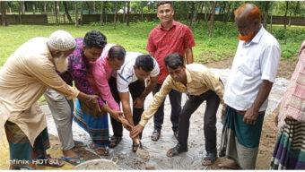 মোল্লা পাড়া ঈদগাহ মাঠ ঢালাই কাজের শুভ উদ্বোধন