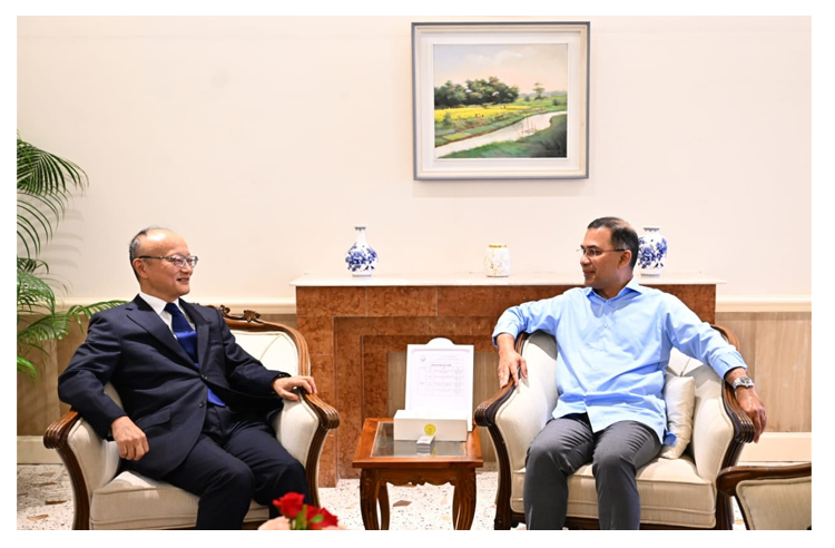 প্রধানমন্ত্রীর সঙ্গে এডিবি প্রেসিডেন্টের সৌজন্য সাক্ষাৎ