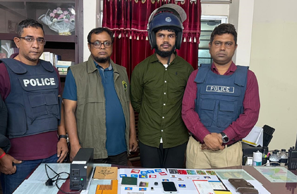 বড়লেখা থেকে জঙ্গি সম্পৃক্ততার অভিযোগে চাকরিচ্যুত সেনা সদস্য গ্রেপ্তার
