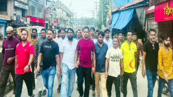 রাজনৈতিক ষড়যন্ত্র ও অপপ্রচারের বিরুদ্ধে বড়লেখায় যুবদলের বিক্ষোভ