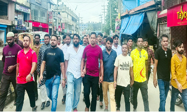 রাজনৈতিক ষড়যন্ত্র ও অপপ্রচারের বিরুদ্ধে বড়লেখায় যুবদলের বিক্ষোভ