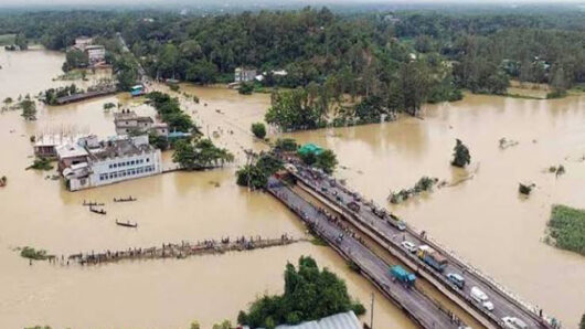 টানা বৃষ্টি, বন্যা ও পাহাড়ধসে মৃত বেড়ে ৫১