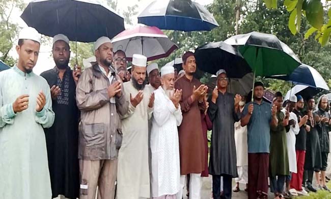 শহীদ ওয়াসিম ও শহীদ মোস্তাকের কবর জিয়ারতে সিলেট মহানগর জামায়াত নেতৃবৃন্দ
