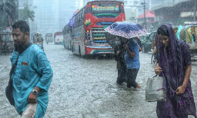 দেশজুড়ে অতিভারী বৃষ্টির শঙ্কা