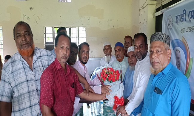 জাফলংয়ে হাজী সোহরাব আলী উচ্চ বিদ্যালয় ও কলেজের এডহক কমিটির পরিচিতি সভা