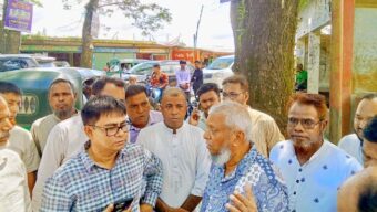গোয়াইনঘাটের বিভিন্ন সড়ক পরিদর্শন করলেন মন্ত্রী আরিফুল হক চৌধুরী