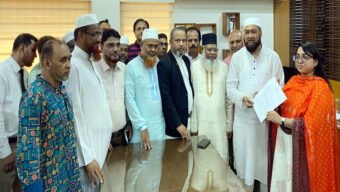 তেল, গ্যাস, বিদ্যুৎ সঙ্কট ও দ্রব্যমূল্যের ঊর্ধ্বগতি রোধে সিলেটে ১১ দলীয় ঐক্যের স্মারকলিপি