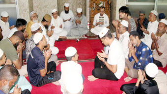 বিএনপি নেতা খোকনের সুস্থতা কামনায় ১৭নং ওয়ার্ড কাজীটুলা যুব সমাজের দোয়া মাহফিল