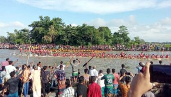 সিলেটের বিয়ানীবাজারে উৎসবমুখর পরিবেশে নৌকাবাইচ অনুষ্ঠিত