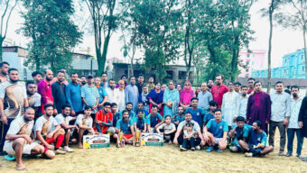 মরহুম বাদশা আহমদ-এর স্মরণে আয়োজিত ‘বাদশা স্মৃতি প্রীতি ফুটবল ম্যাচ সম্পন্ন