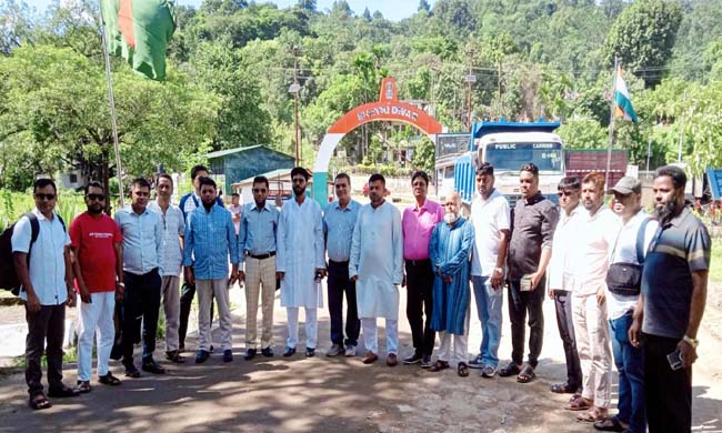 কয়লা ও পাথর রফতানিকারকদের সাথে মতবিনিময় করতে ভারতে গেলেন সিলেটের ব্যবসায়ীরা