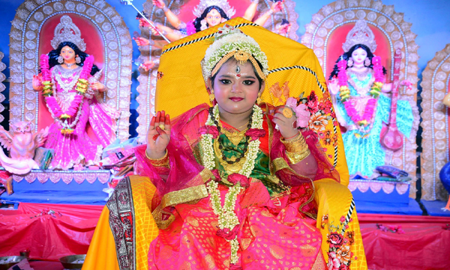 সিলেটে দ্বিতীয়বারের মতো হলো কুমারী পূজা, ভক্তদের ঢল
