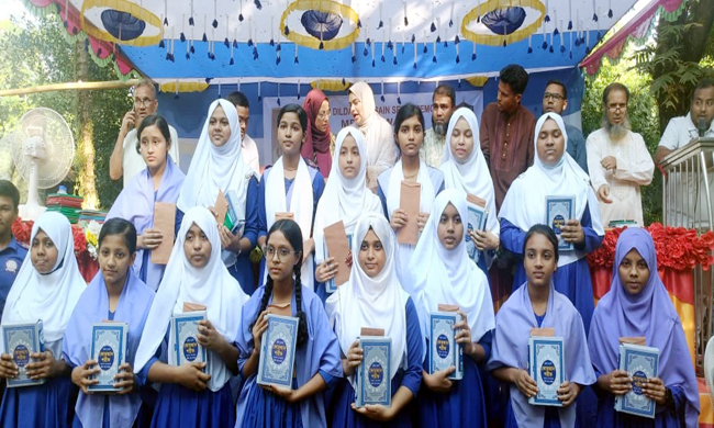 গোয়াইনঘাটে দিলদার হোসেন সেলিম স্মৃতি মেধা পুরস্কার প্রদান