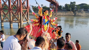 সিলেটে প্রতিমা বিসর্জনের মধ্য দিয়ে শেষ হলো শারদীয় দুর্গোৎসব