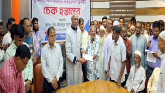 সুনামগঞ্জ জেলা পরিষদের বিভিন্ন প্রকল্পের চেক বিতরণ