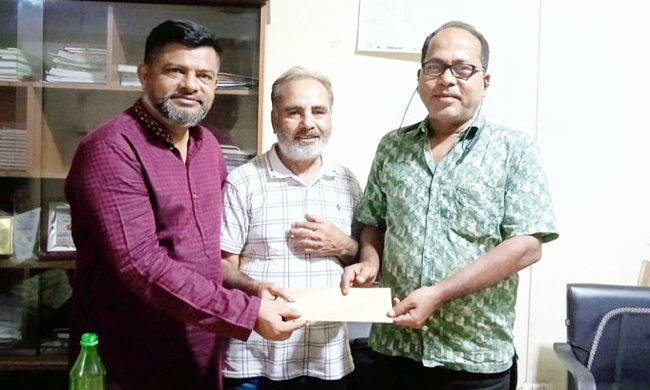 ফটো সাংবাদিক মামুন হাসানের পাশে তামাবিল পাথর আমদানিকারক গ্রুপ, প্রদান করা হলো আর্থিক সহায়তা