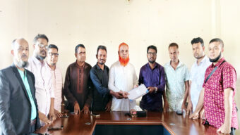 গোয়াইনঘাট প্রেসক্লাবের নতুন কমিটির কাছে দায়িত্ব হস্তান্তর