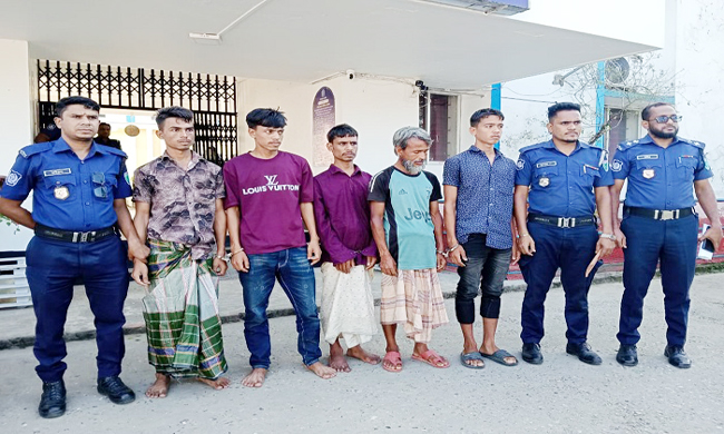 সিলেটে সিএনজিচালক হত্যা: একই পরিবারের পাঁচজন গ্রেপ্তার